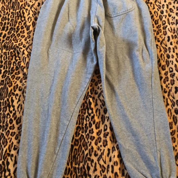 5/$20 EUC Colosseum Athletics Mens gray joggers Medium - Picture 3 of 3